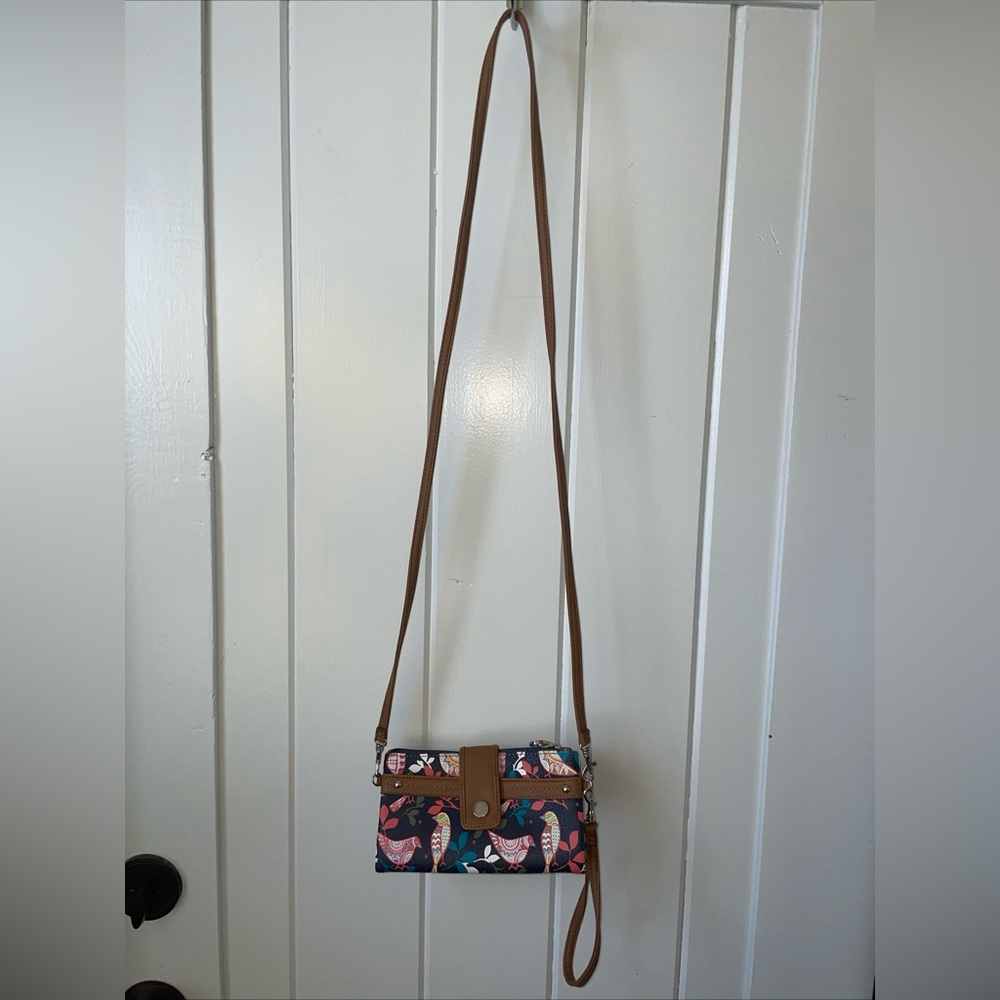 Relic Women Size S Multicolored Bird Wristlet